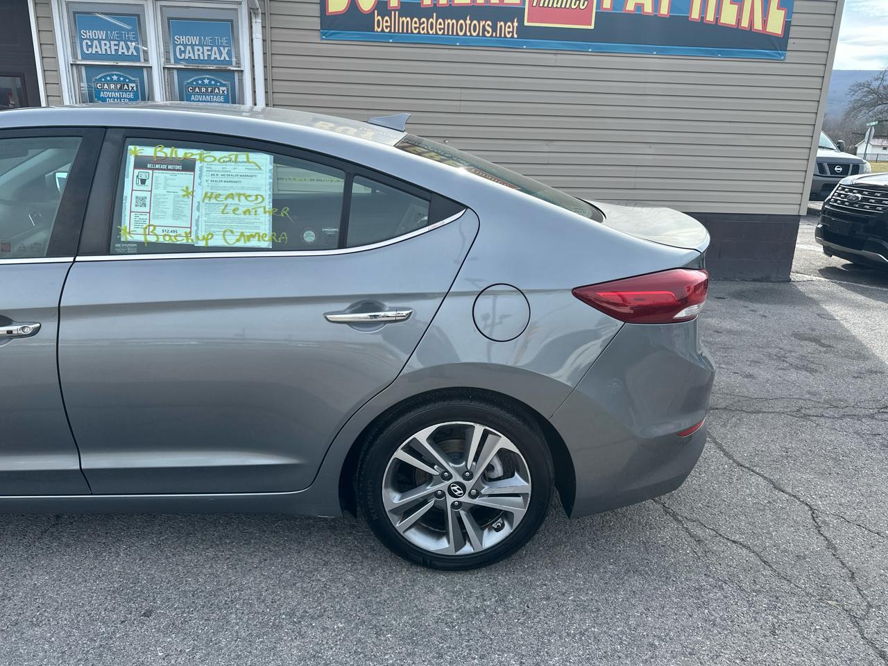 Hyundai Elantra Limited 2.0L Auto PZEV (Ulsan) *Ltd Avail* 2017