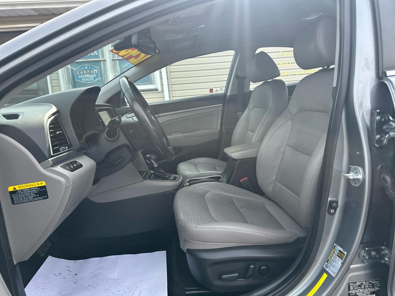 Hyundai Elantra Limited 2.0L Auto PZEV (Ulsan) *Ltd Avail* 2017