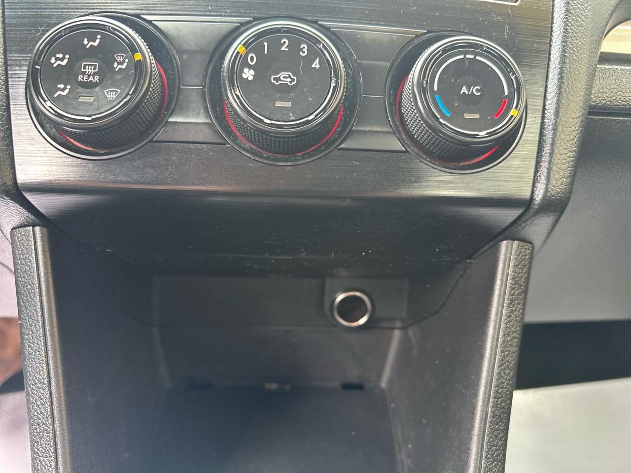 Subaru Impreza Sedan 4dr Auto 2.0i 2013