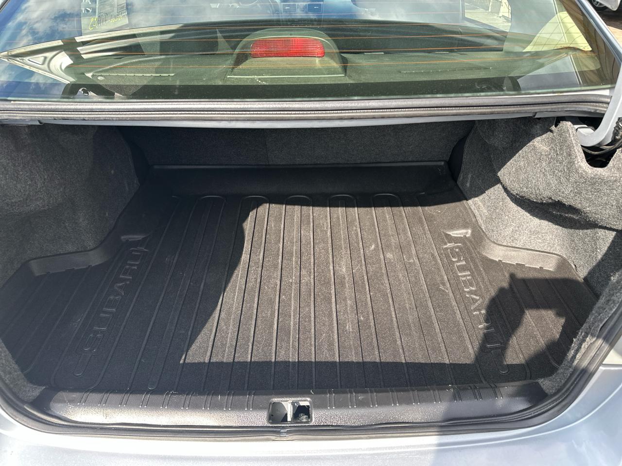 Subaru Impreza Sedan 4dr Auto 2.0i 2013