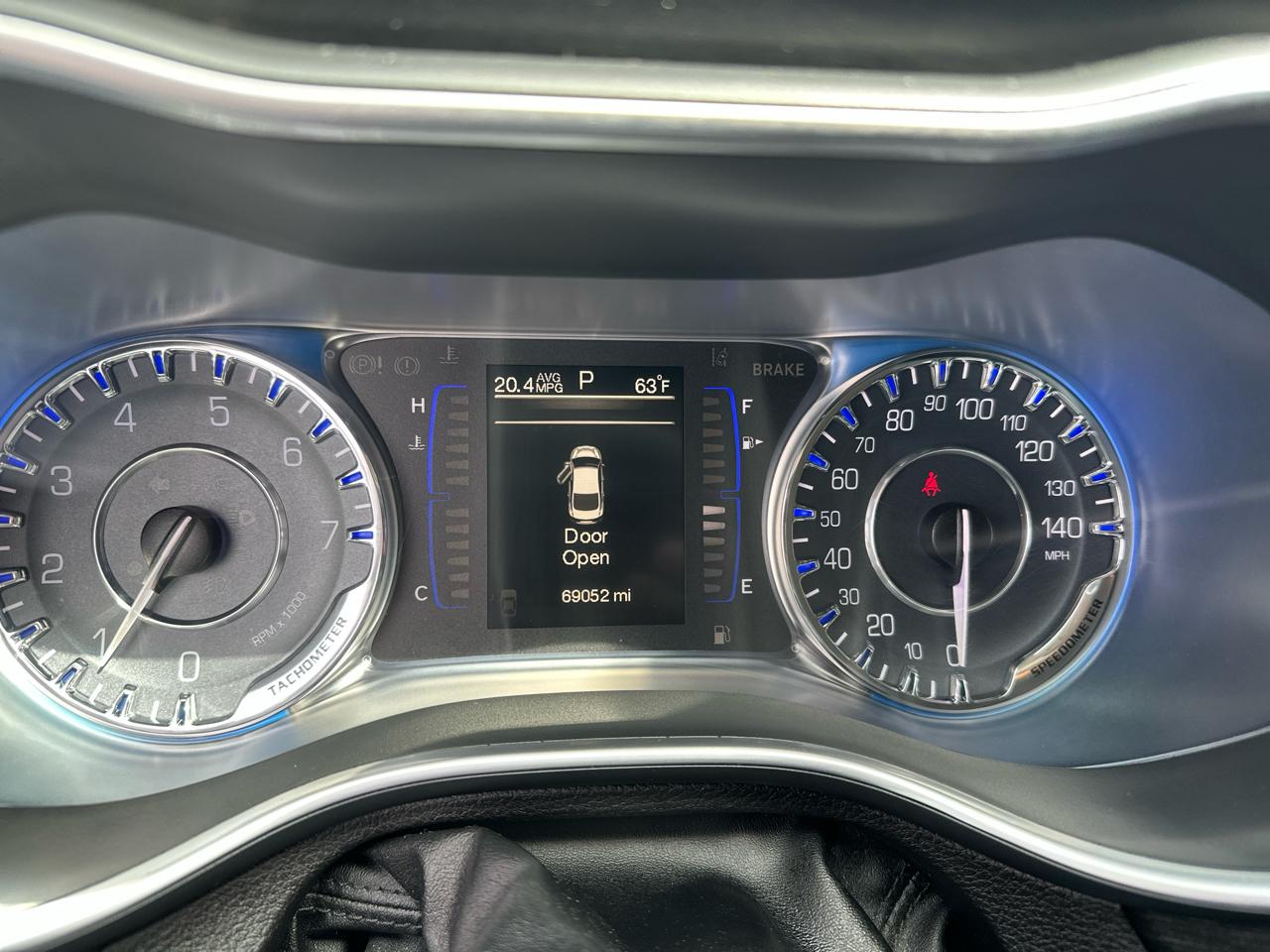 Chrysler 200 4dr Sdn Limited FWD 2015