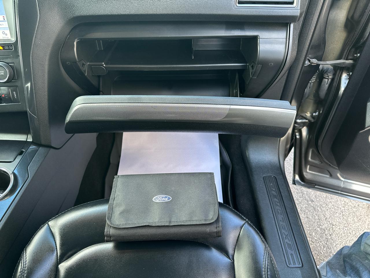 Ford Explorer XLT 4WD 2019