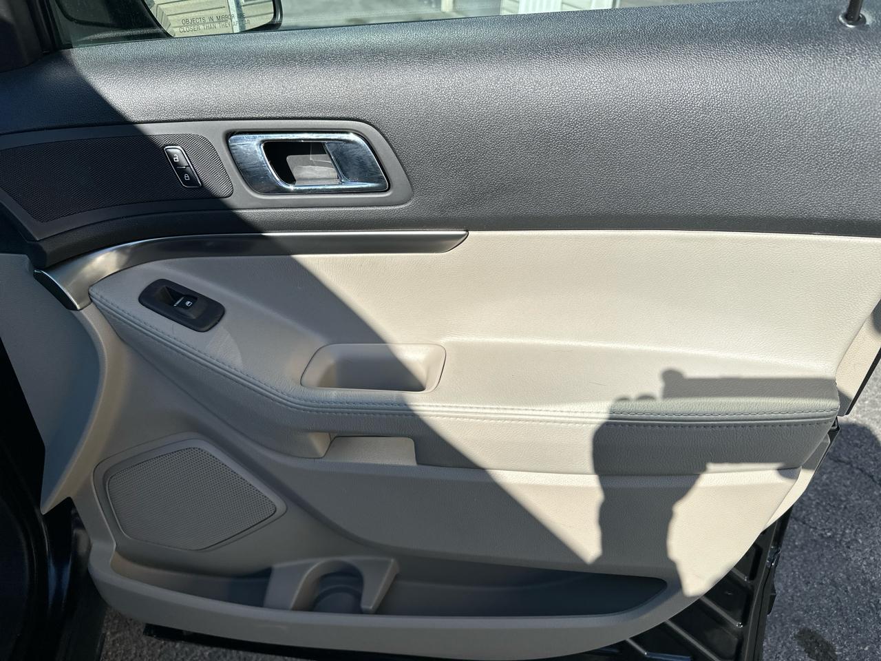 Ford Explorer 4WD 4dr Base 2014