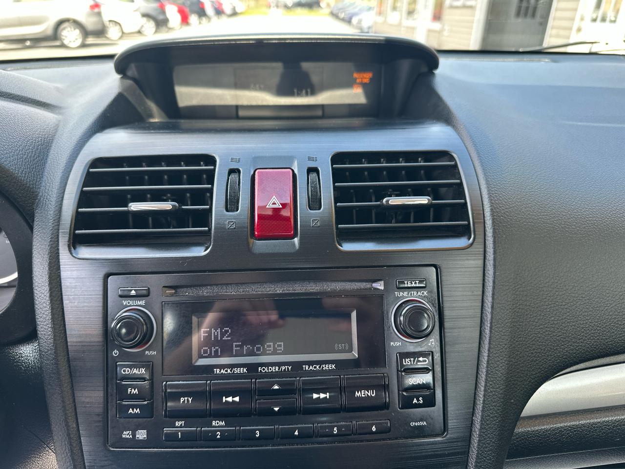 Subaru Forester 4dr CVT 2.5i PZEV 2015