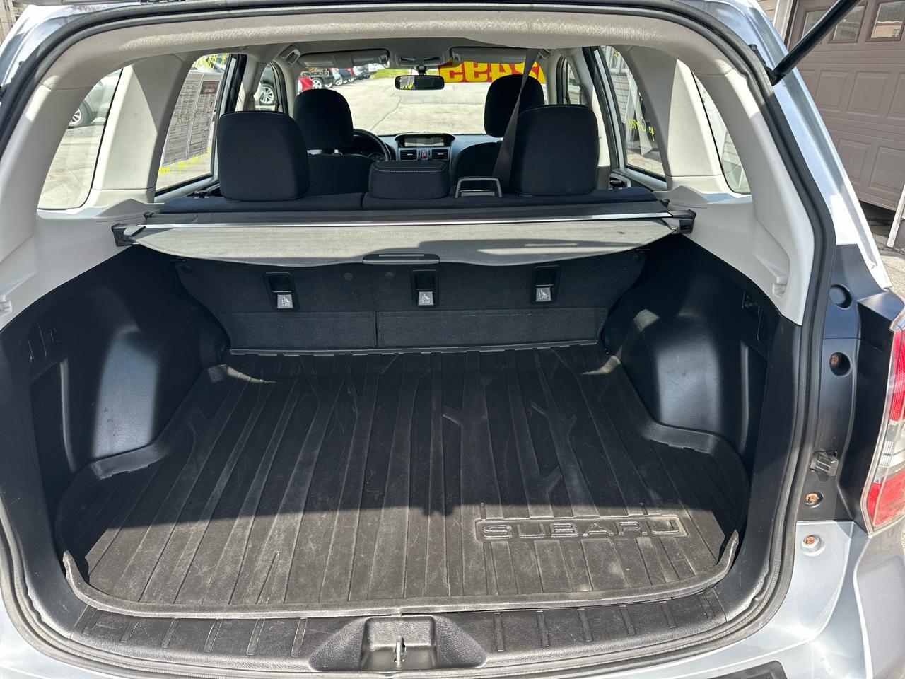 Subaru Forester 4dr CVT 2.5i PZEV 2015