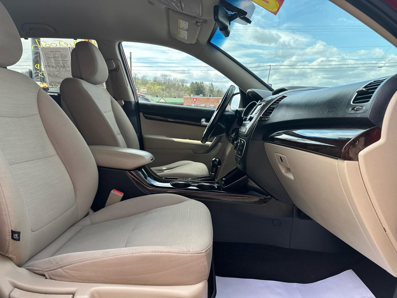 Kia Sorento AWD 4dr I4 LX 2015