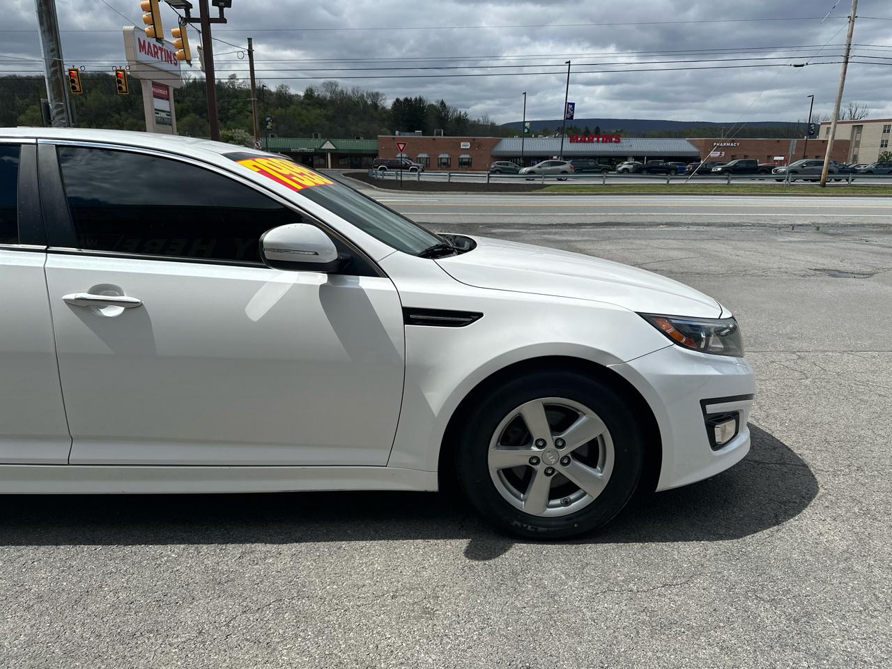 Kia Optima 4dr Sdn LX 2015
