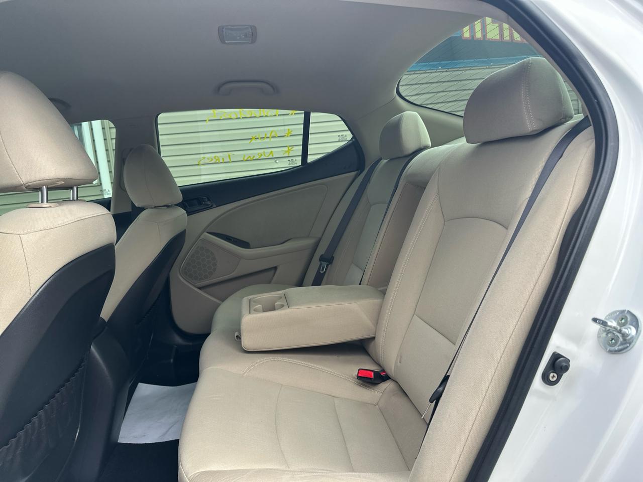 Kia Optima 4dr Sdn LX 2015