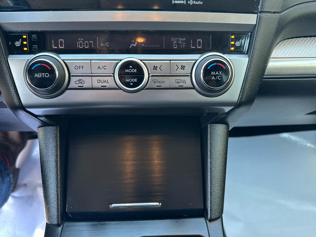 Subaru Outback 4dr Wgn 2.5i Premium PZEV 2016