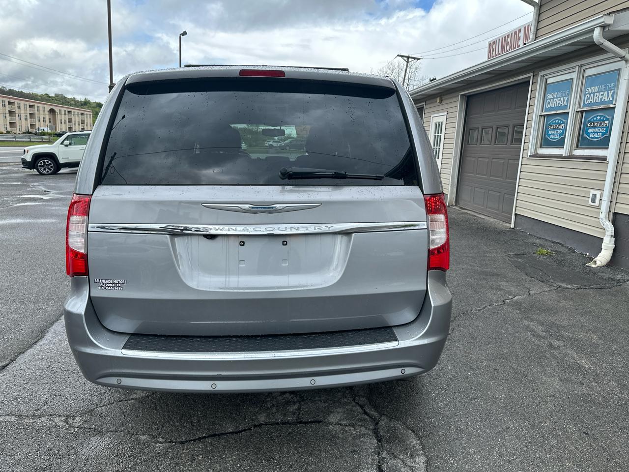 Chrysler Town & Country 4dr Wgn Touring-L 2013