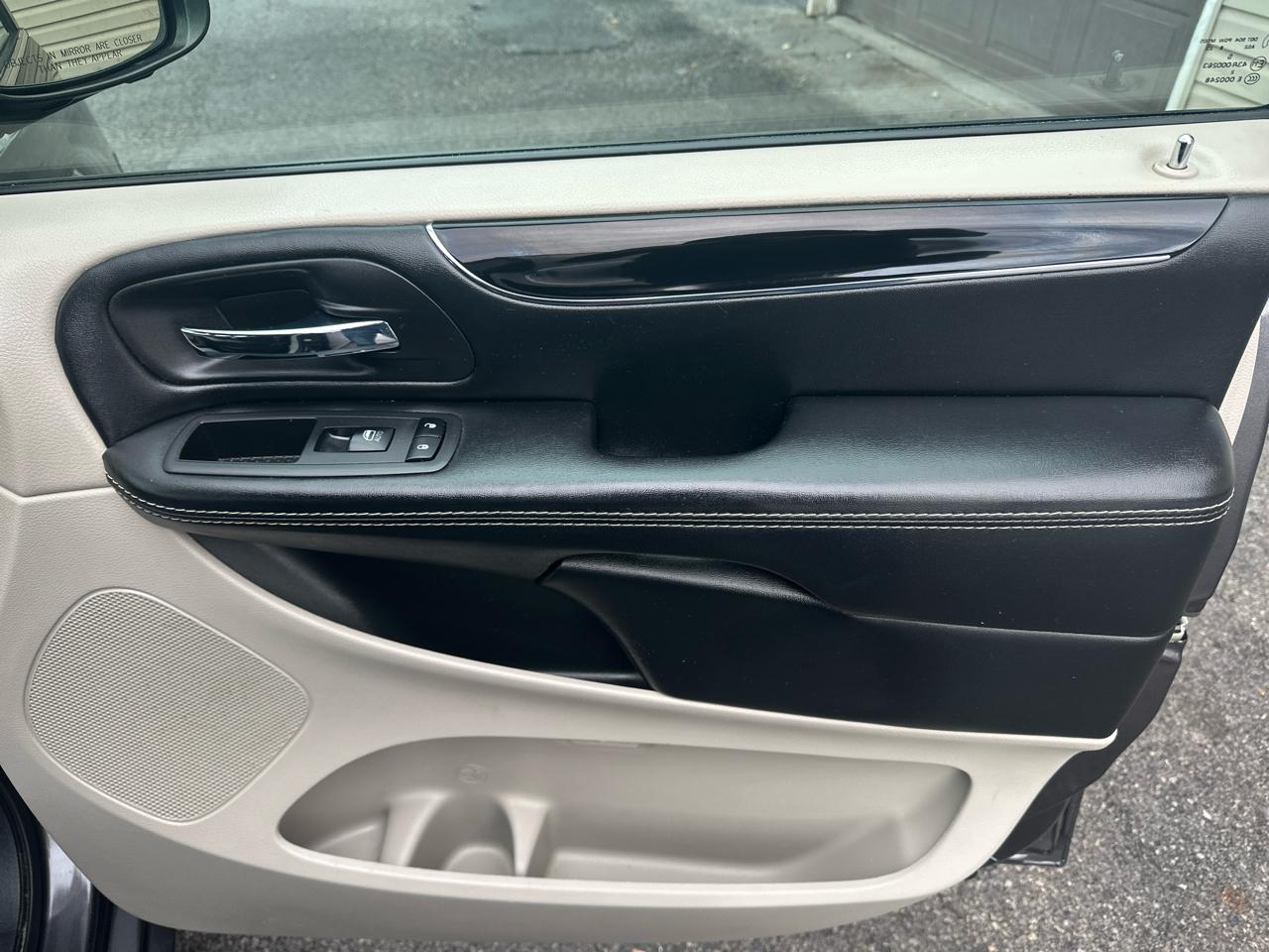 Dodge Grand Caravan SXT Wagon 2018