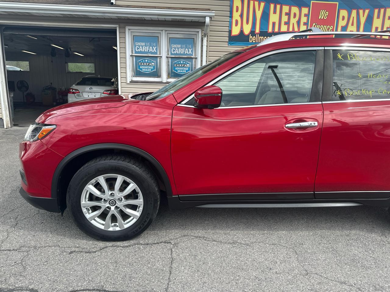 Nissan Rogue AWD SV 2017