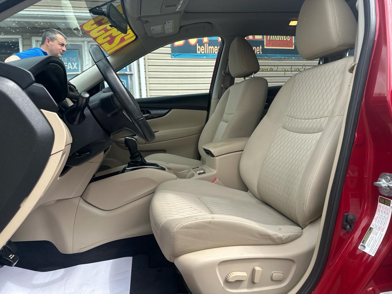 Nissan Rogue AWD SV 2017