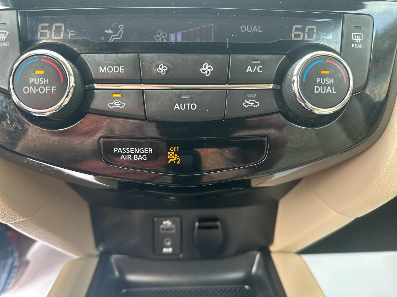 Nissan Rogue AWD SV 2017