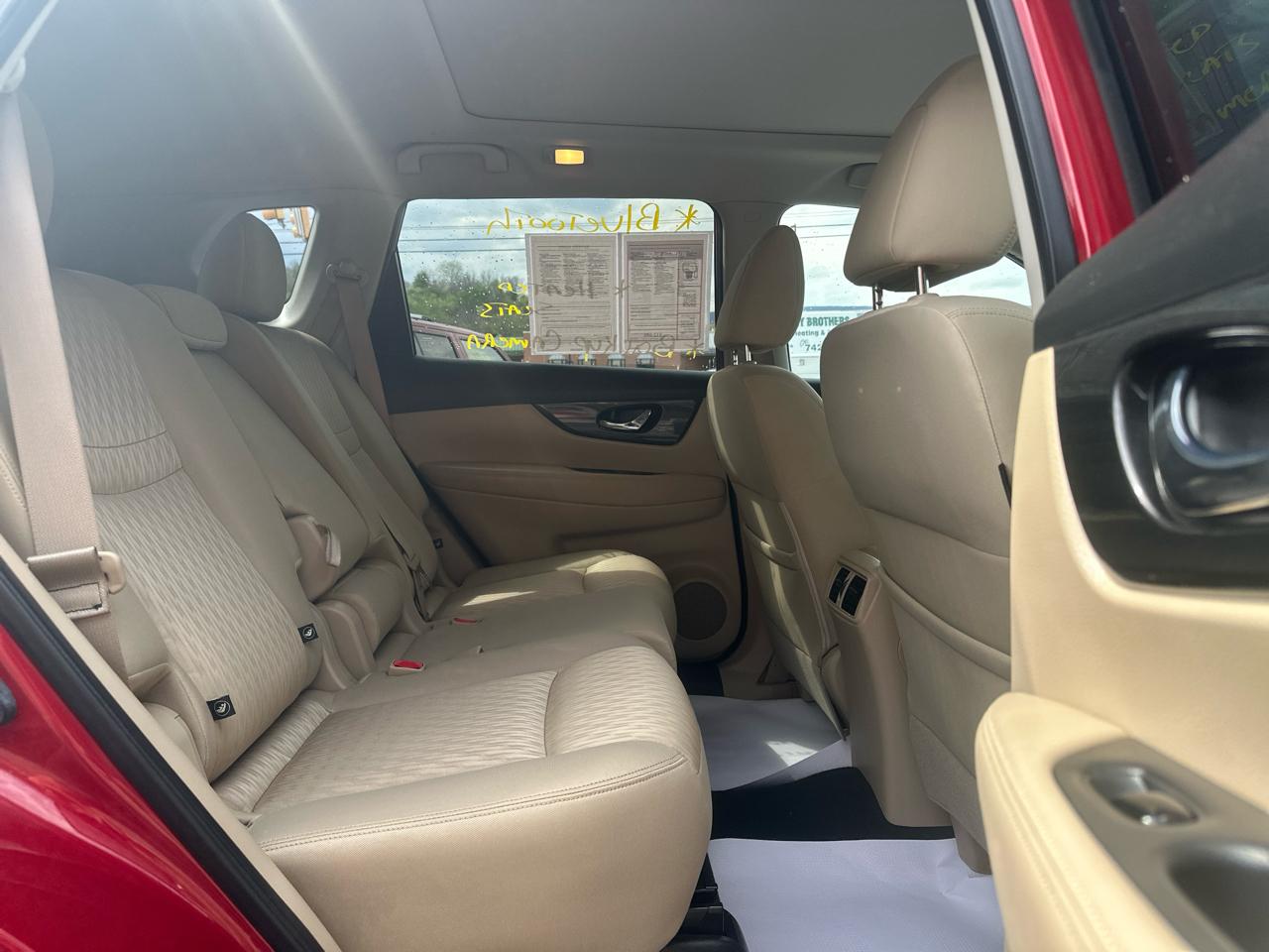 Nissan Rogue AWD SV 2017