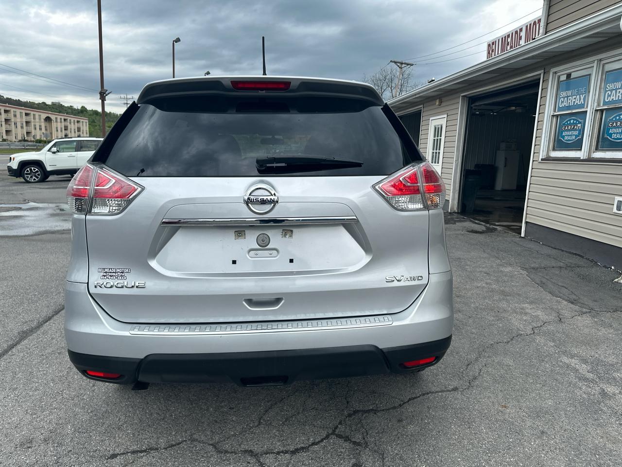 Nissan Rogue AWD 4dr SV 2016