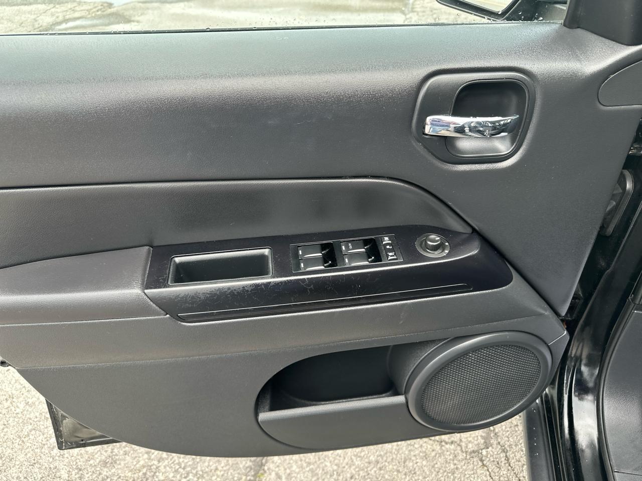 Jeep Patriot 4WD 4dr Sport 2014
