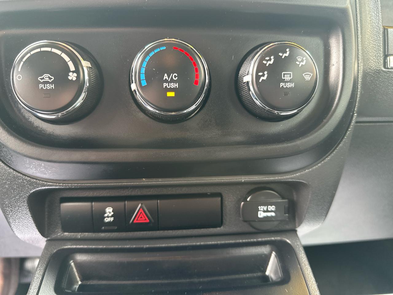 Jeep Patriot 4WD 4dr Sport 2014