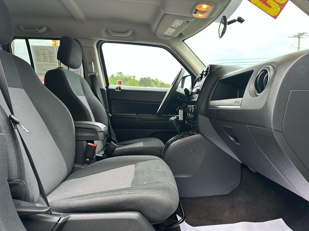 Jeep Patriot 4WD 4dr Sport 2014