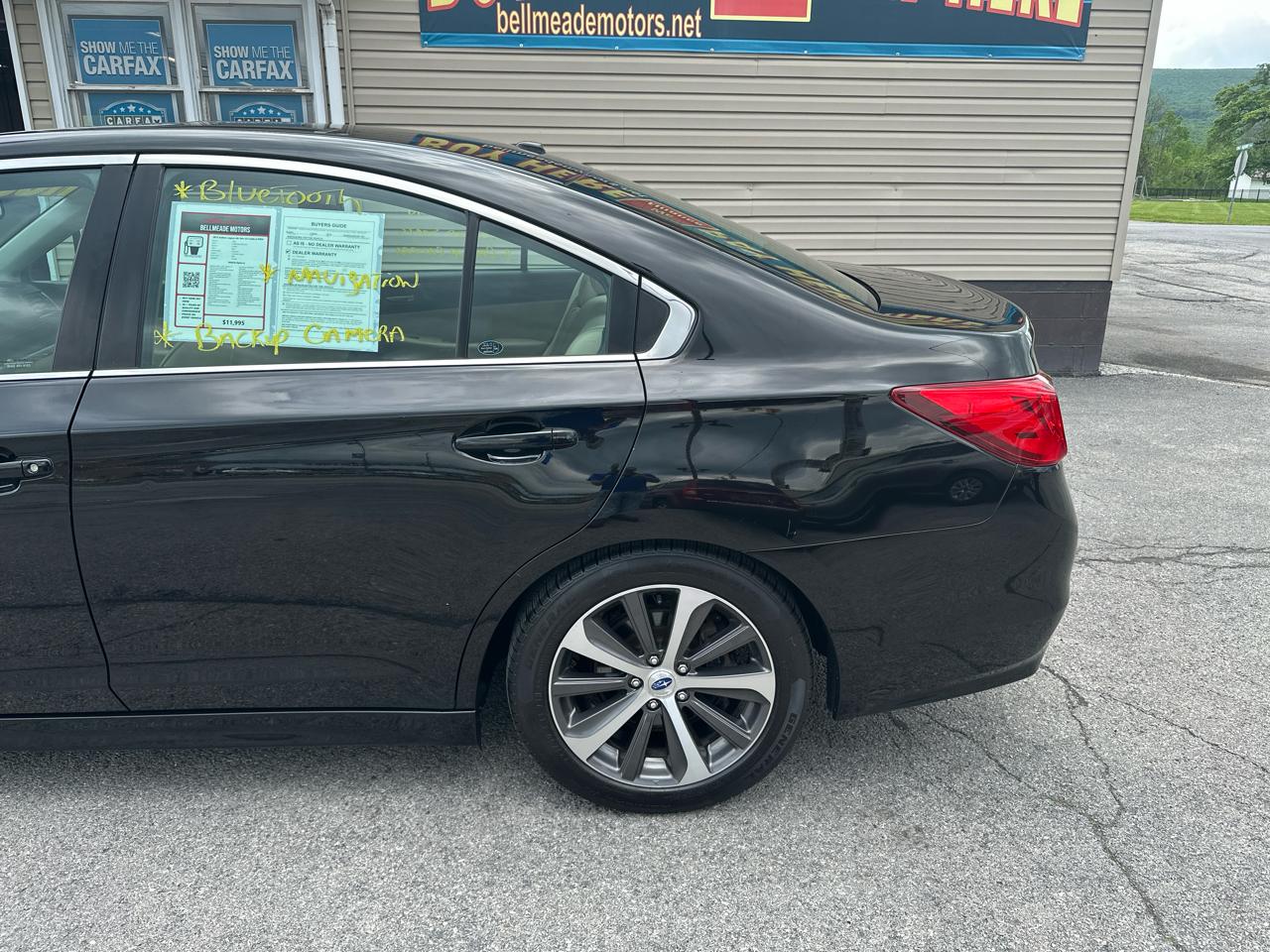 Subaru Legacy 4dr Sdn 2.5i Limited PZEV 2015