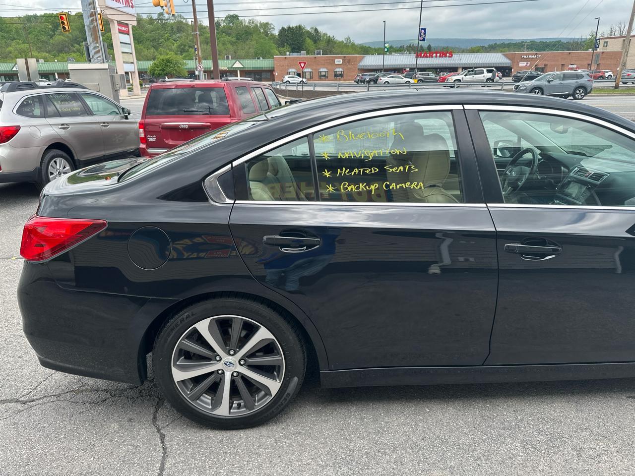Subaru Legacy 4dr Sdn 2.5i Limited PZEV 2015