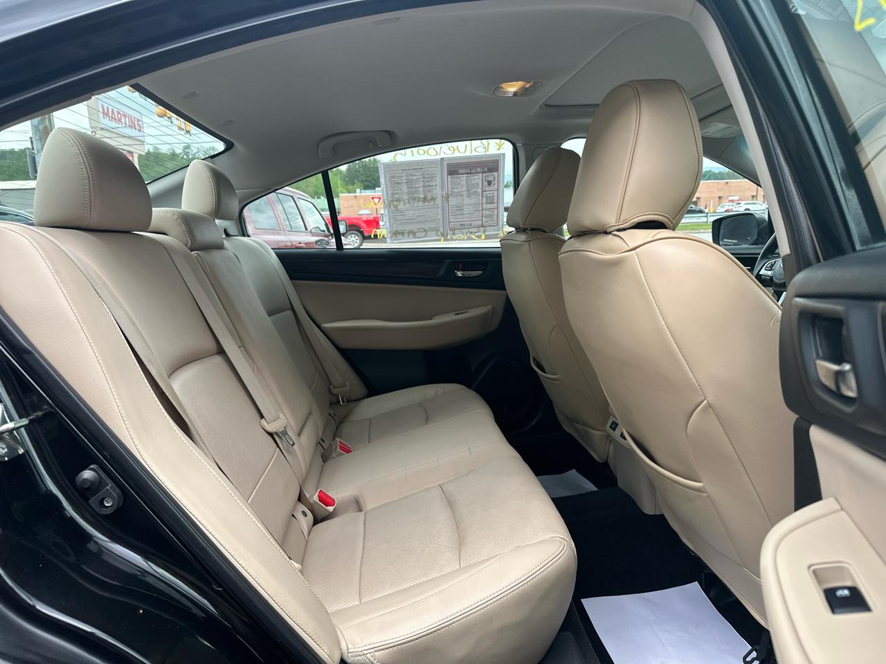 Subaru Legacy 4dr Sdn 2.5i Limited PZEV 2015