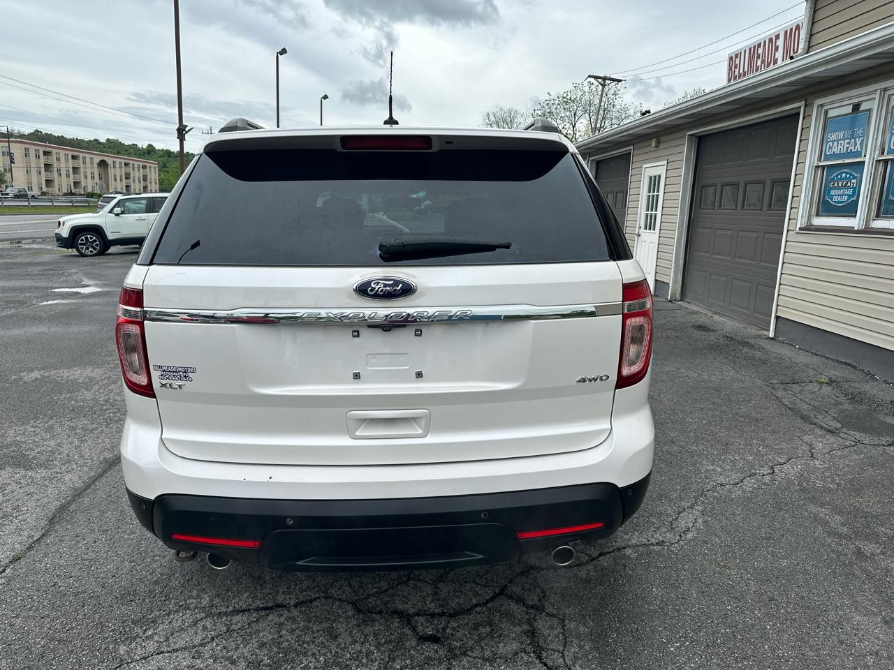 Ford Explorer 4WD 4dr XLT 2014