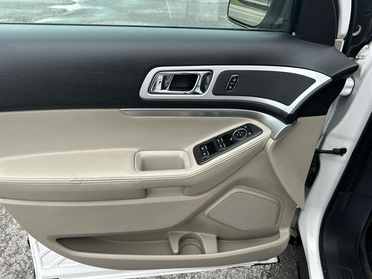 Ford Explorer 4WD 4dr XLT 2014