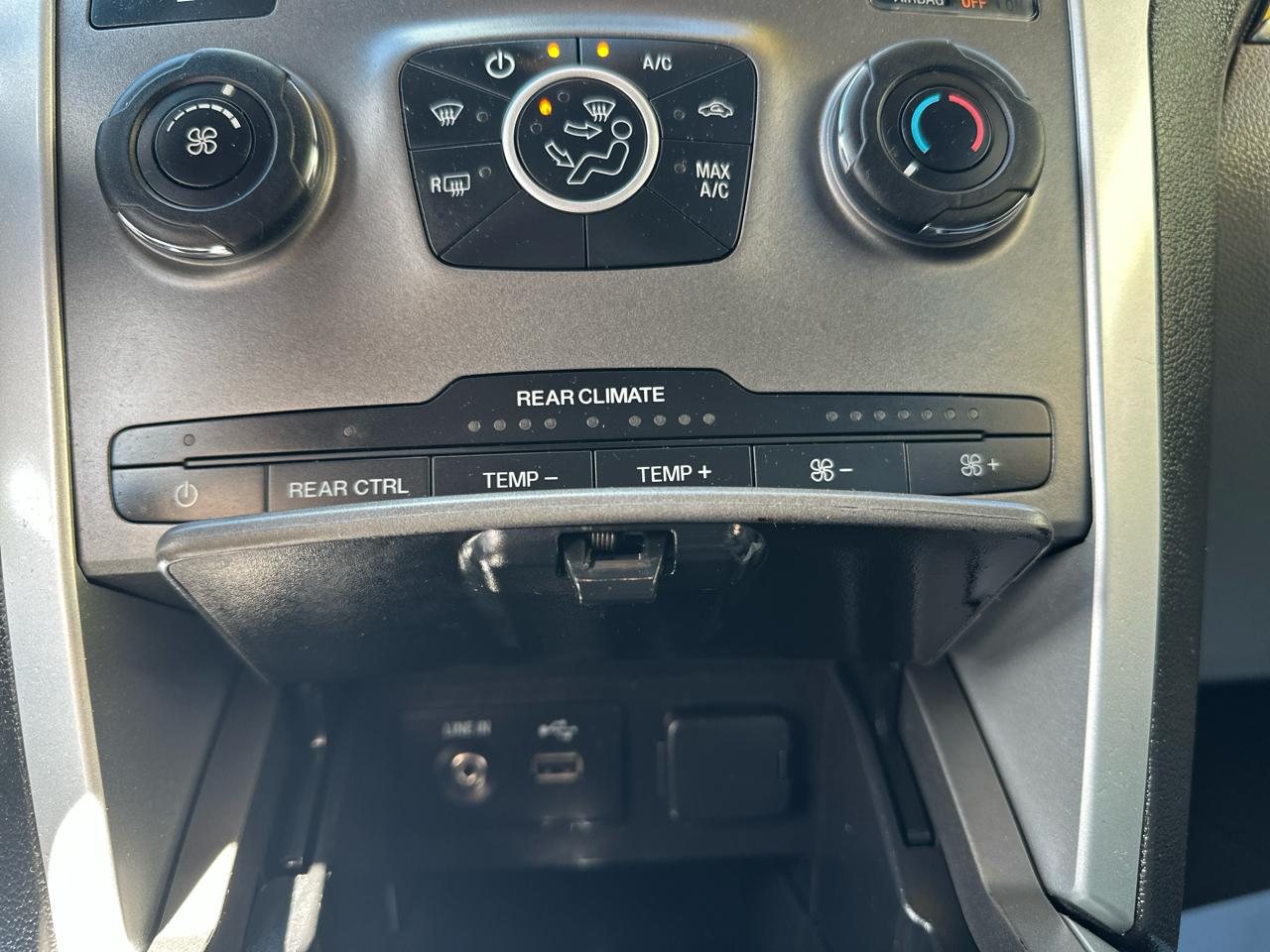 Ford Explorer 4WD 4dr Base 2015