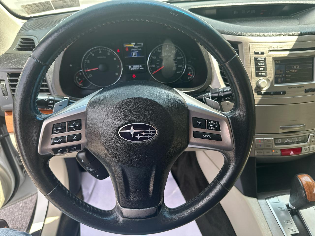 Subaru Outback 4dr Wgn H4 Auto 2.5i Limited 2014