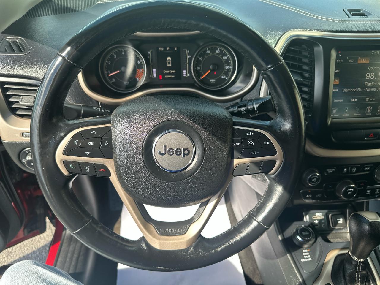 Jeep Cherokee 4WD 4dr Latitude 2015