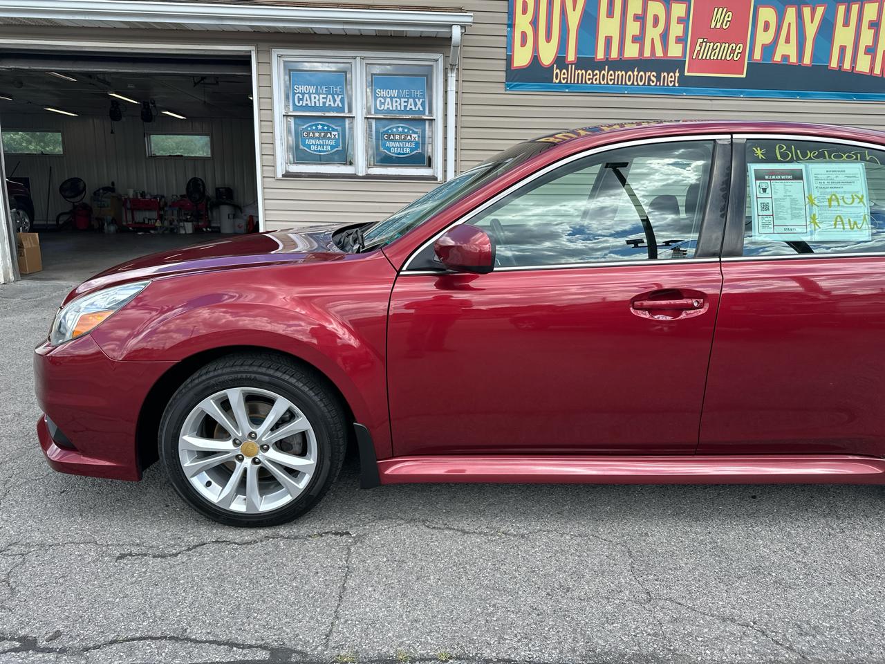Subaru Legacy 4dr Sdn H4 Auto 2.5i Premium 2013