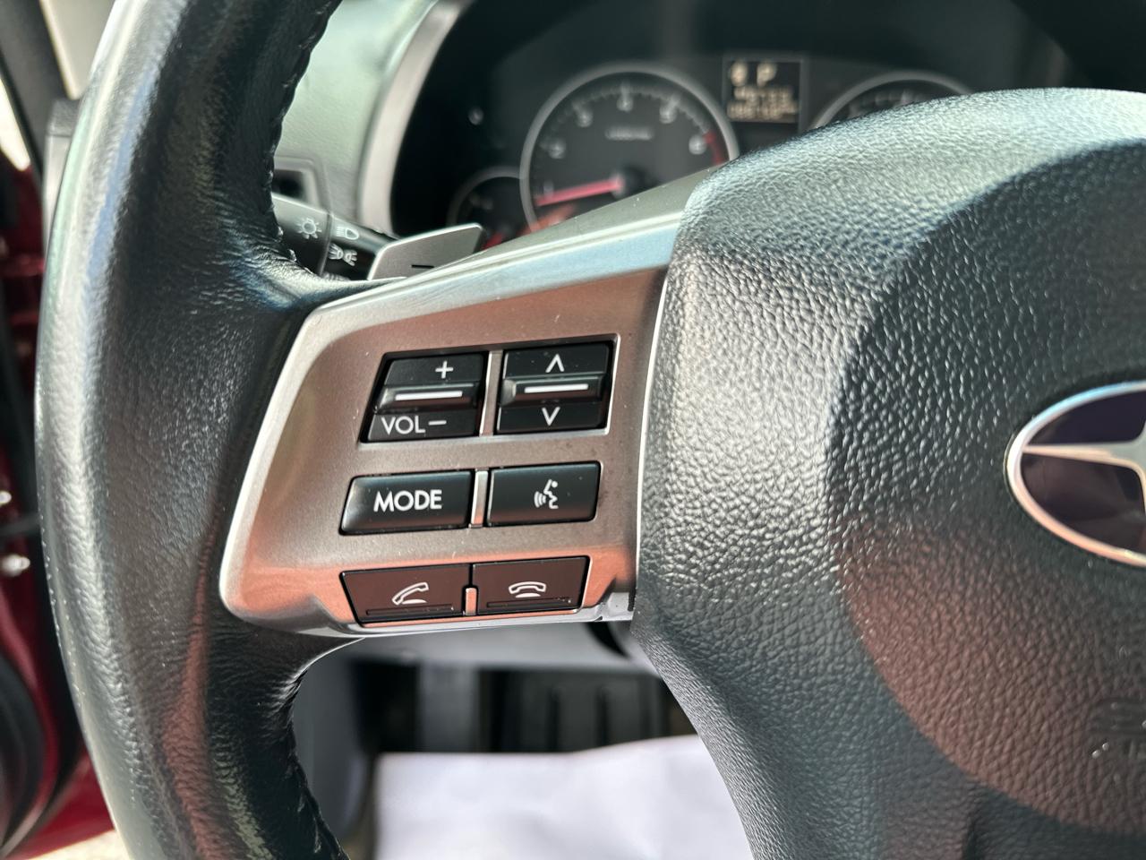 Subaru Legacy 4dr Sdn H4 Auto 2.5i Premium 2013
