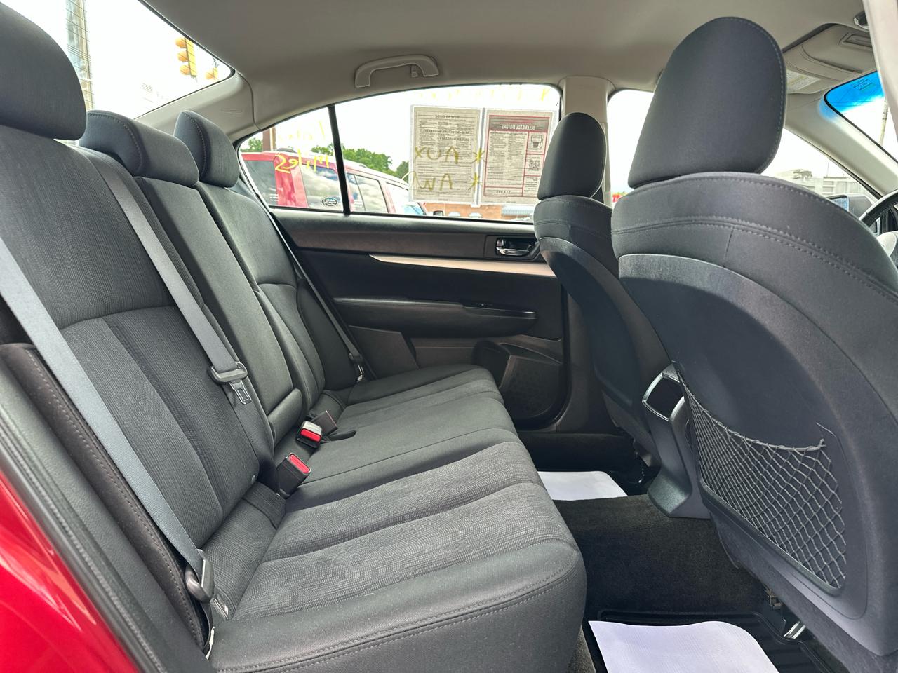 Subaru Legacy 4dr Sdn H4 Auto 2.5i Premium 2013