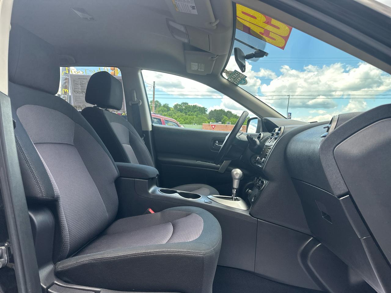 Nissan Rogue AWD 4dr SV 2013