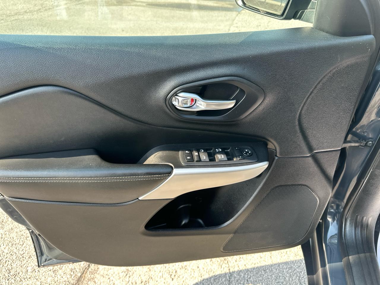 Jeep Cherokee Latitude Plus 4x4 2018