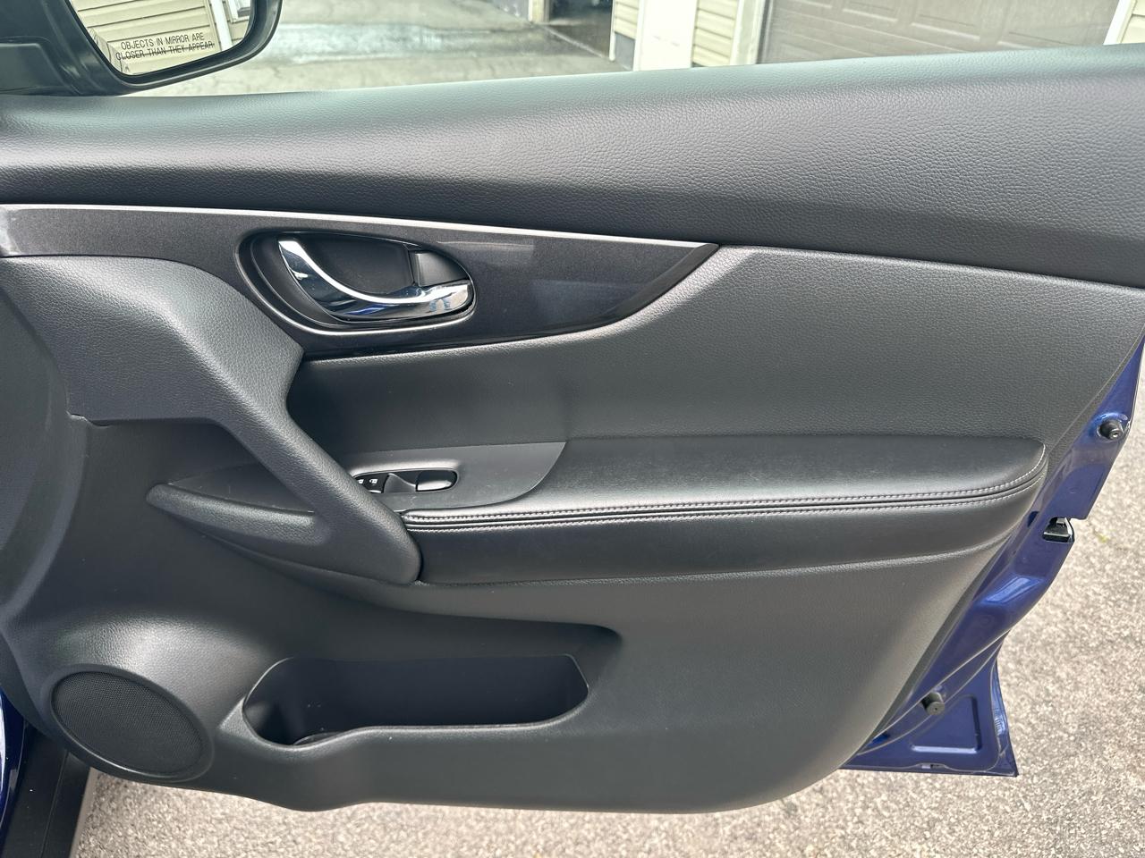 Nissan Rogue AWD SV 2017