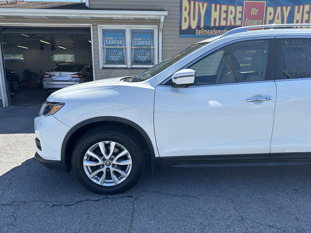 Nissan Rogue AWD SV 2017
