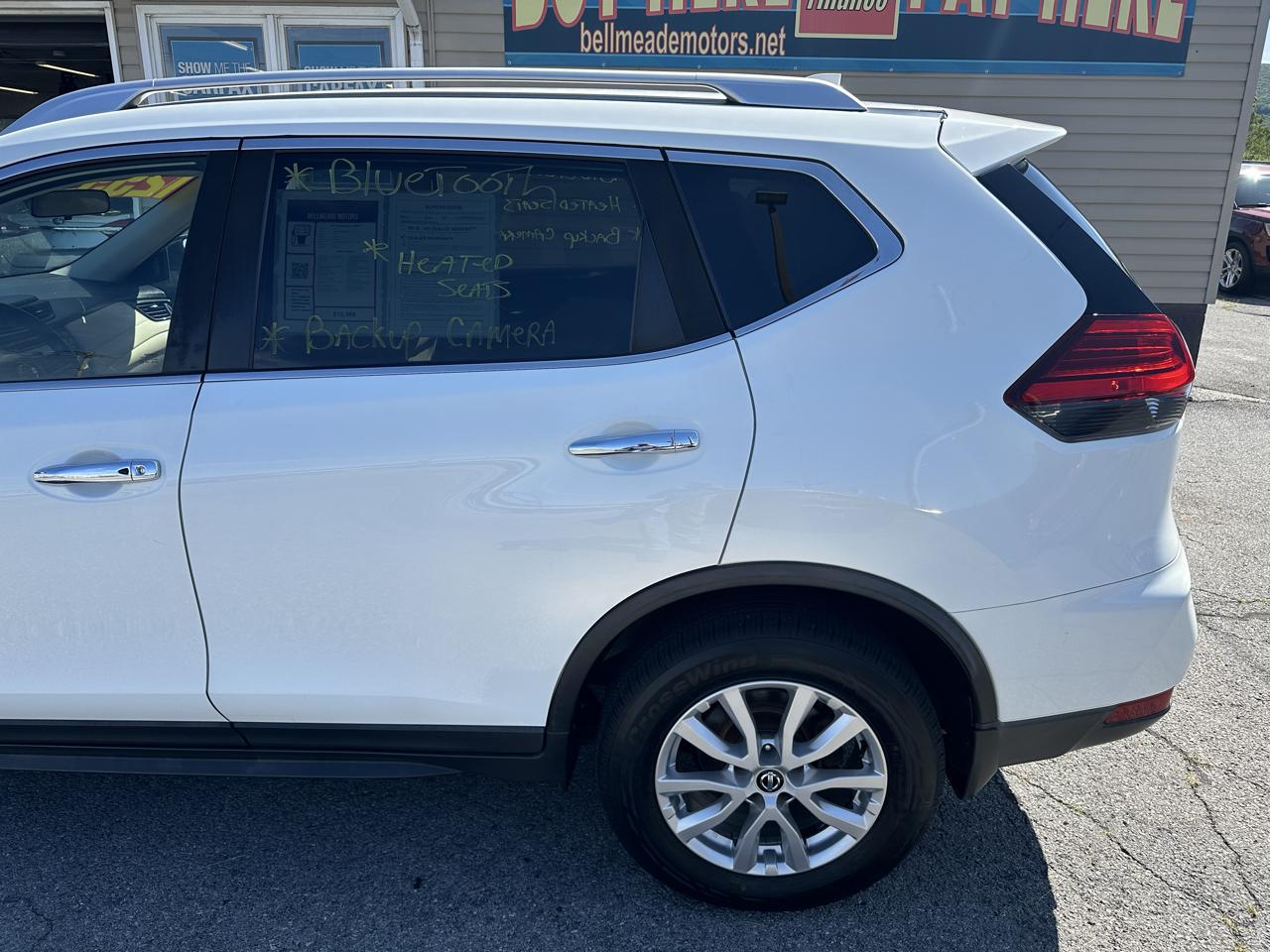 Nissan Rogue AWD SV 2017