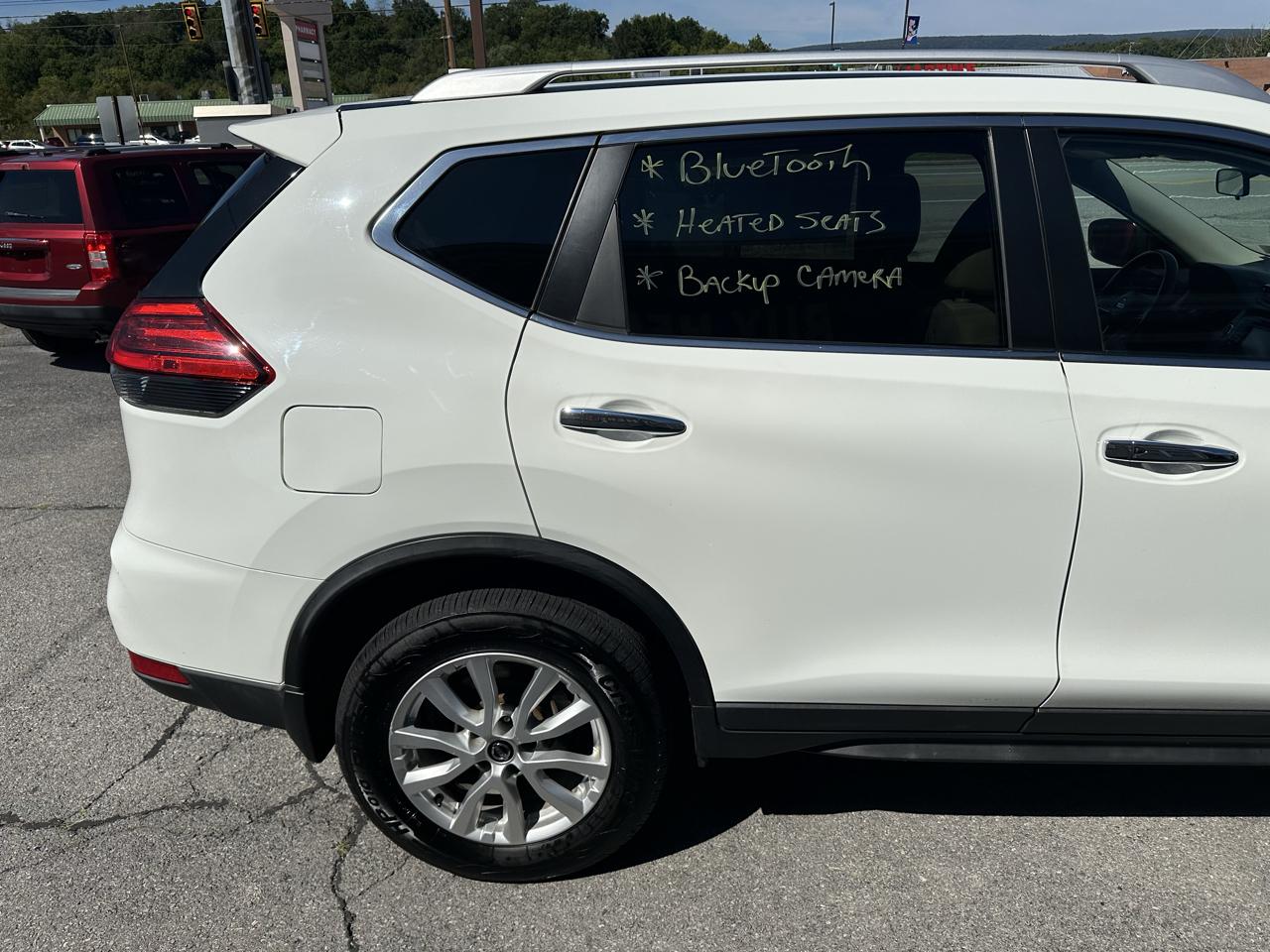 Nissan Rogue AWD SV 2017