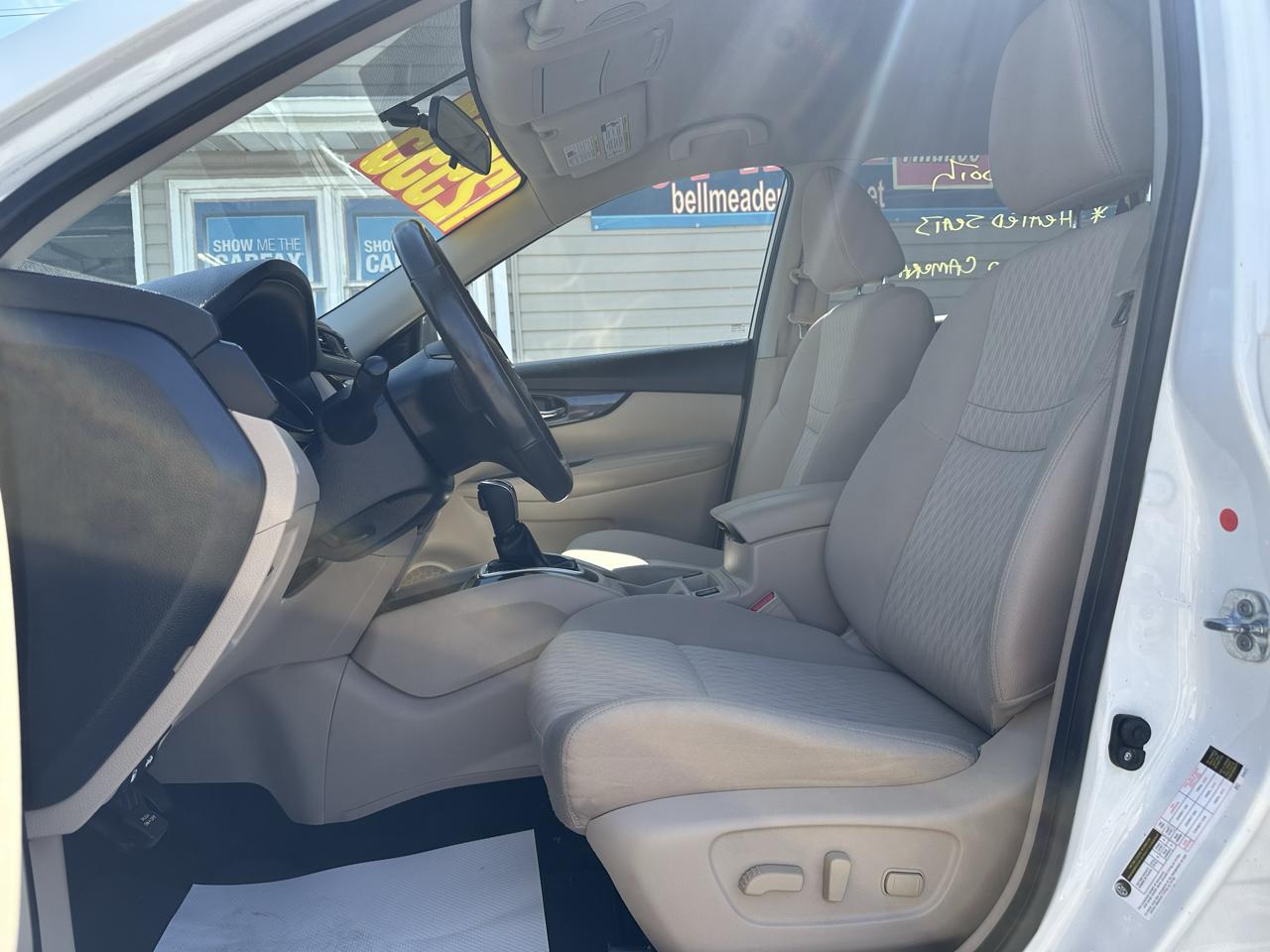Nissan Rogue AWD SV 2017