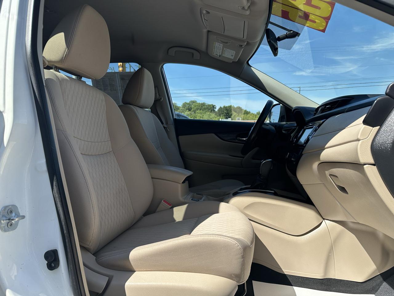 Nissan Rogue AWD SV 2017
