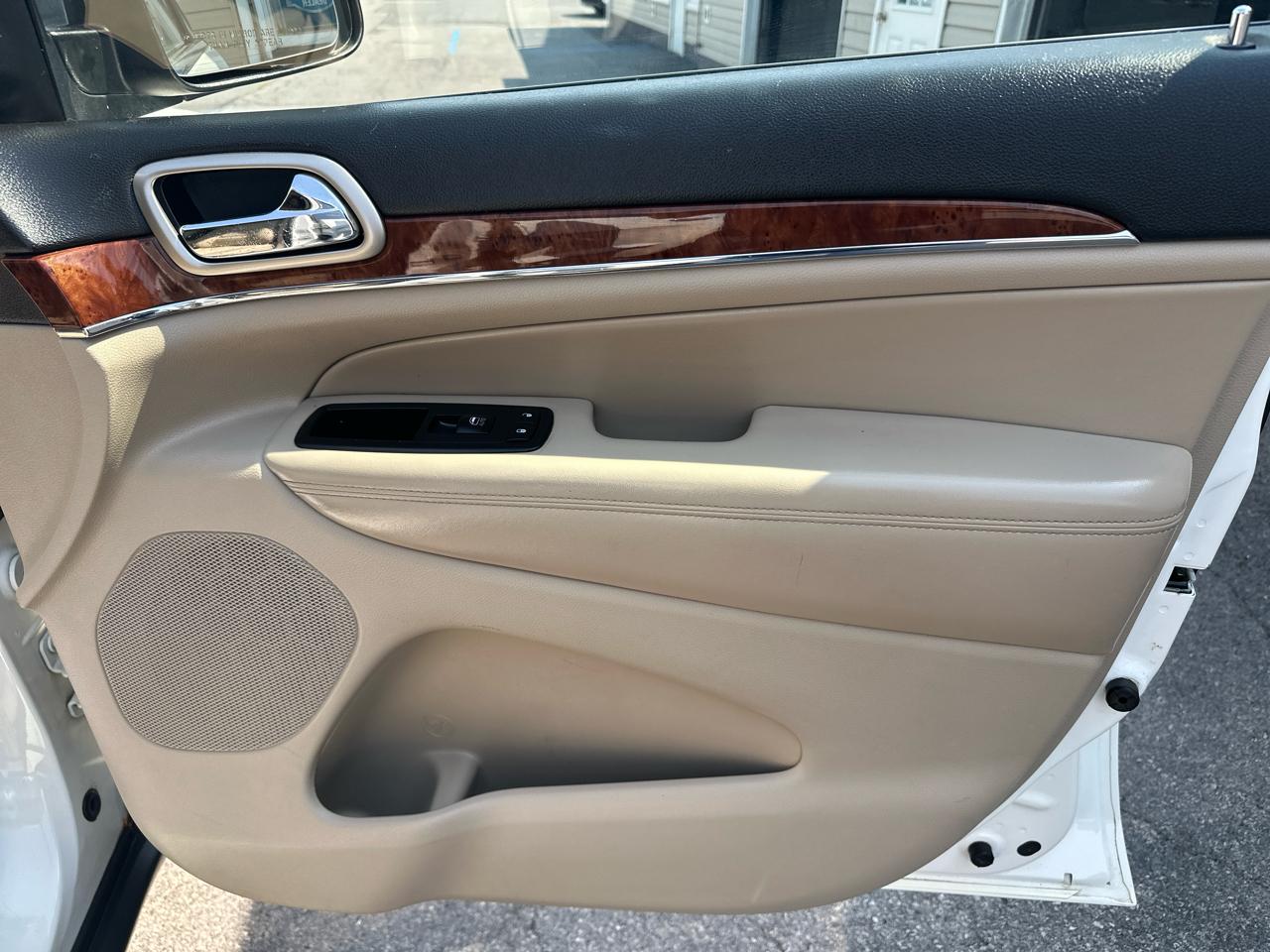 Jeep Grand Cherokee 4WD 4dr Limited 2011