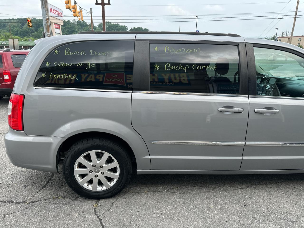 Chrysler Town & Country 4dr Wgn Touring 2015