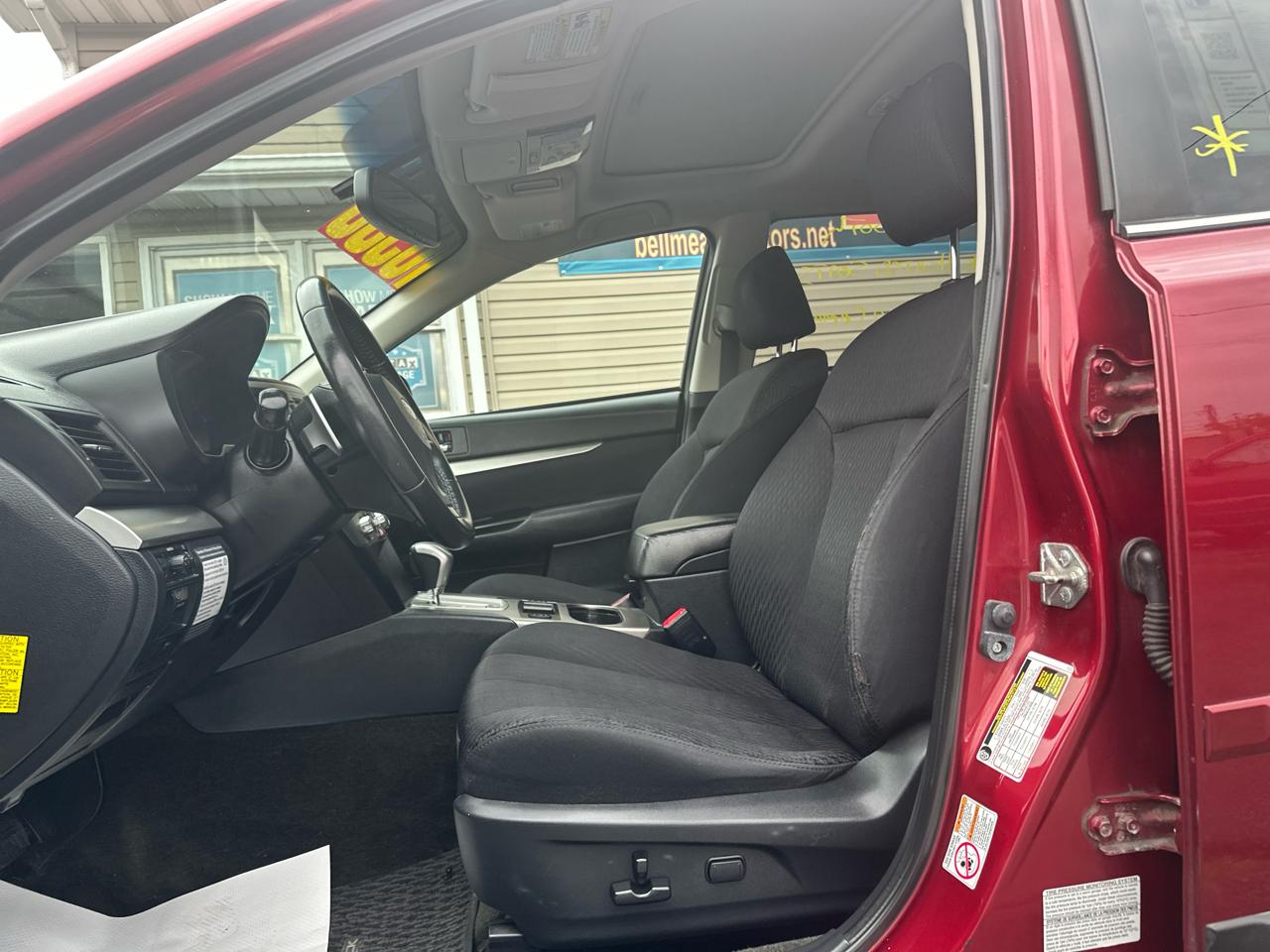 Subaru Outback 4dr Wgn H4 Auto 2.5i Premium 2012