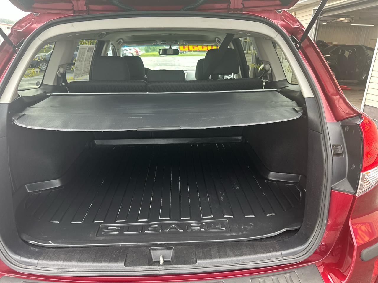 Subaru Outback 4dr Wgn H4 Auto 2.5i Premium 2012