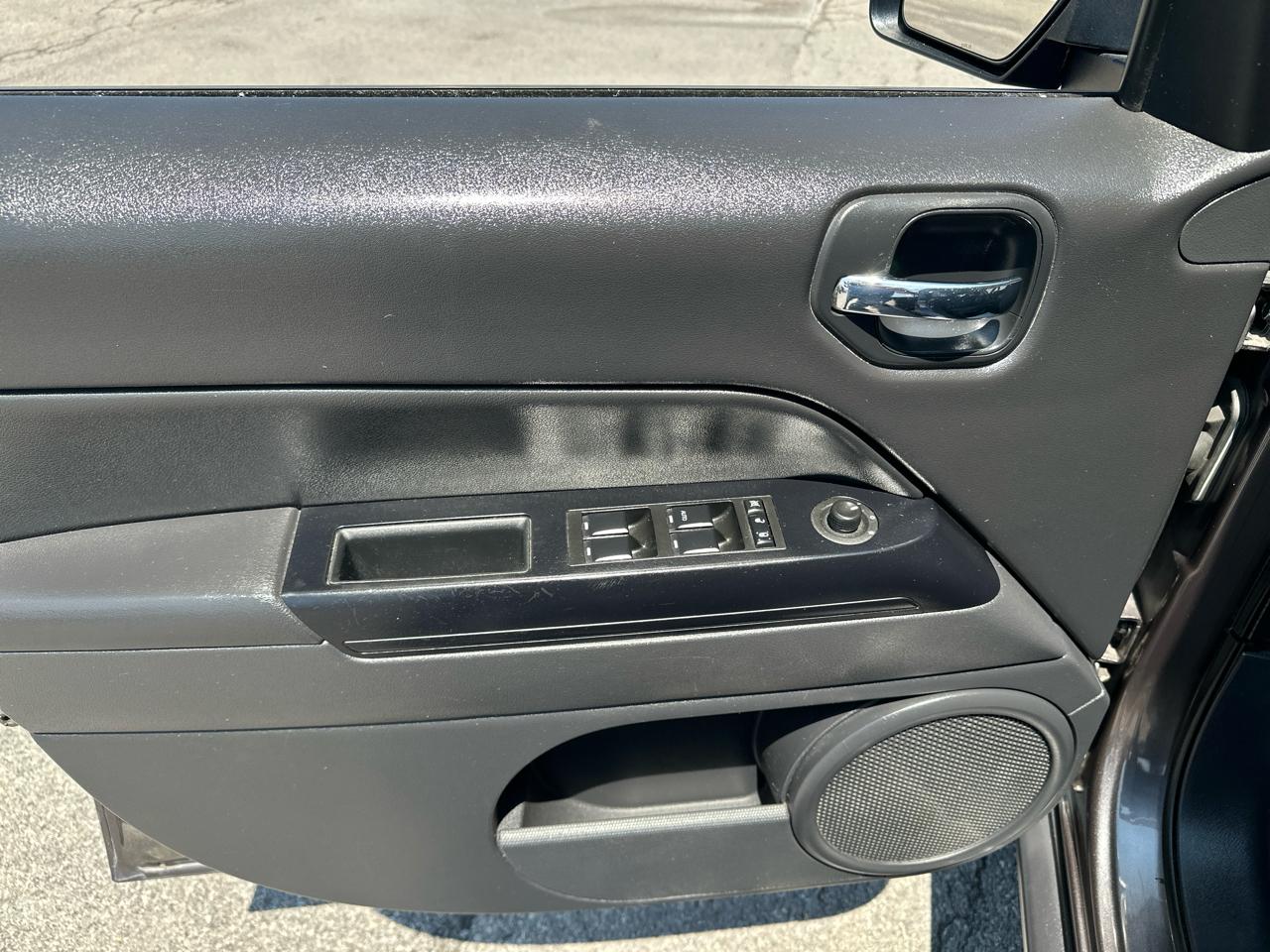 Jeep Patriot 4WD 4dr Latitude 2015