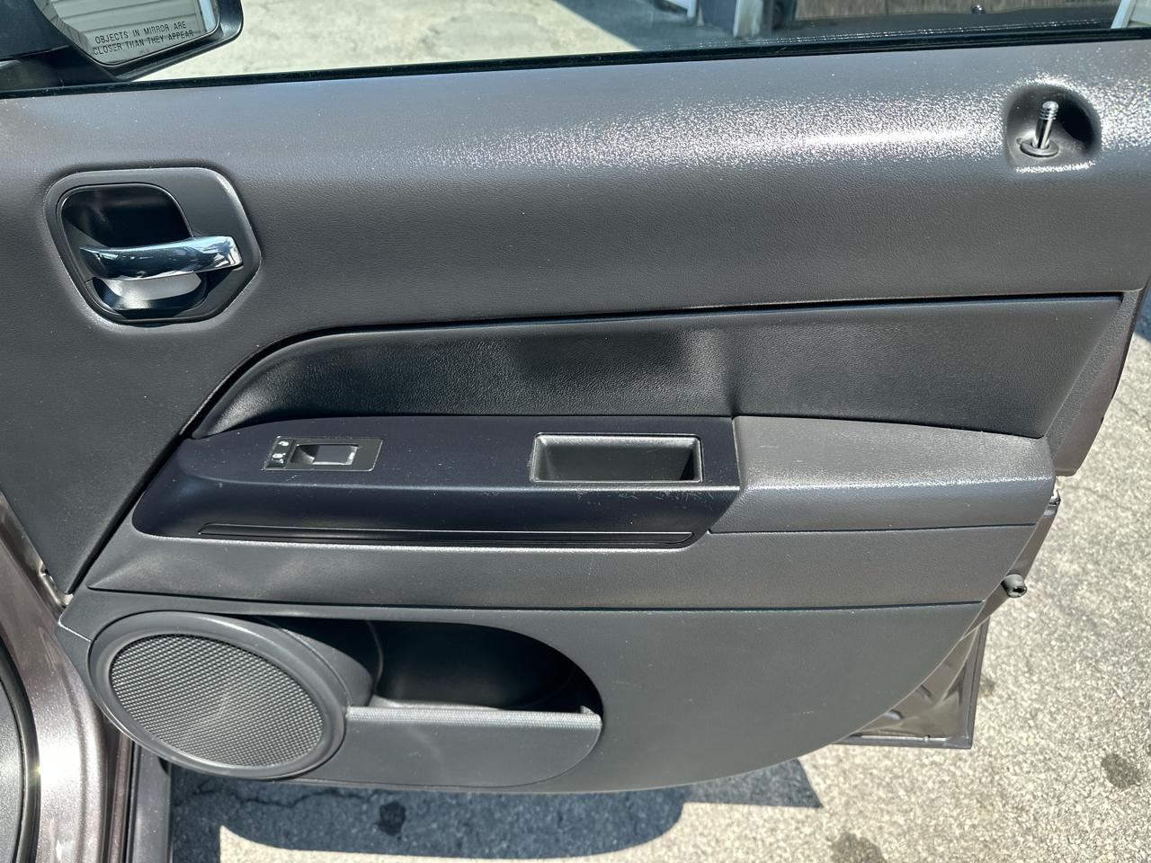 Jeep Patriot 4WD 4dr Latitude 2015
