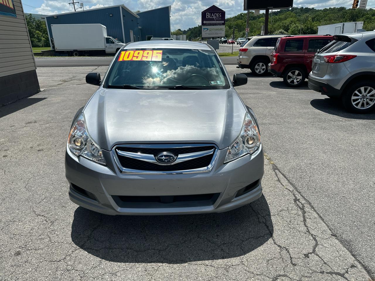 Subaru Legacy 4dr Sdn H4 Auto 2.5i 2011