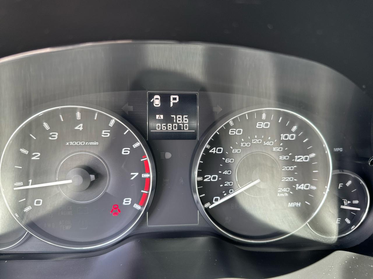 Subaru Legacy 4dr Sdn H4 Auto 2.5i 2011